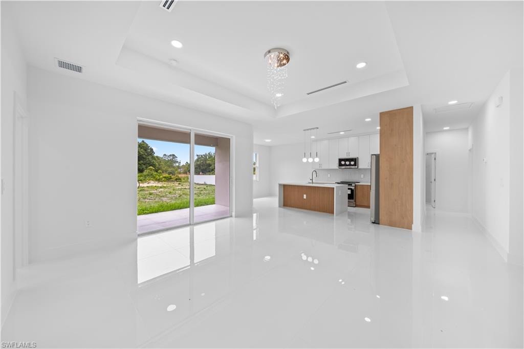 1506 Richmond AVE N photo 11