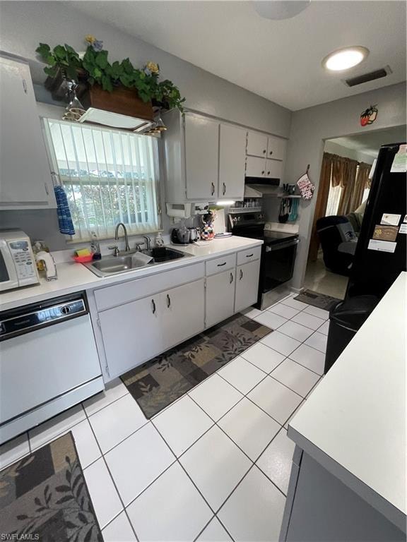 225 Lake DR photo 8
