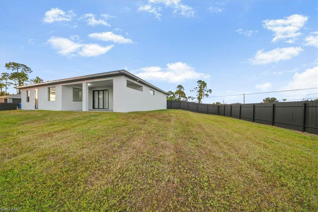 1124 35th LN photo 38