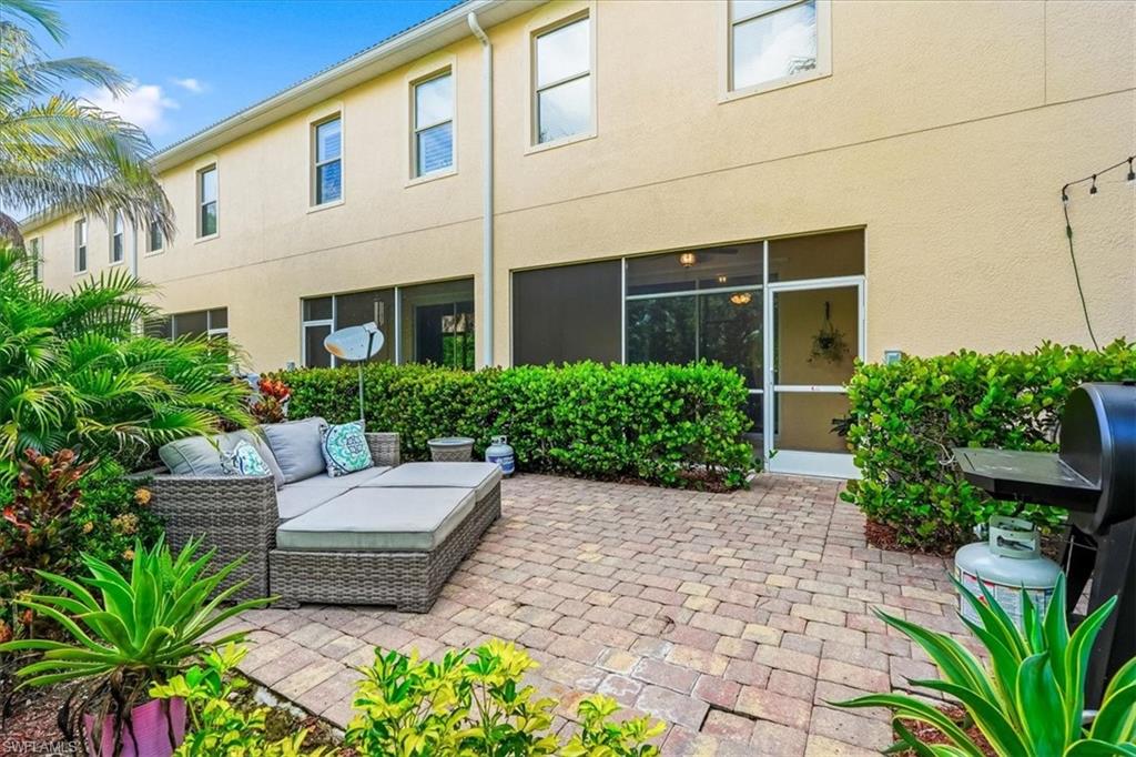 10034 Via Colomba CIR photo 33