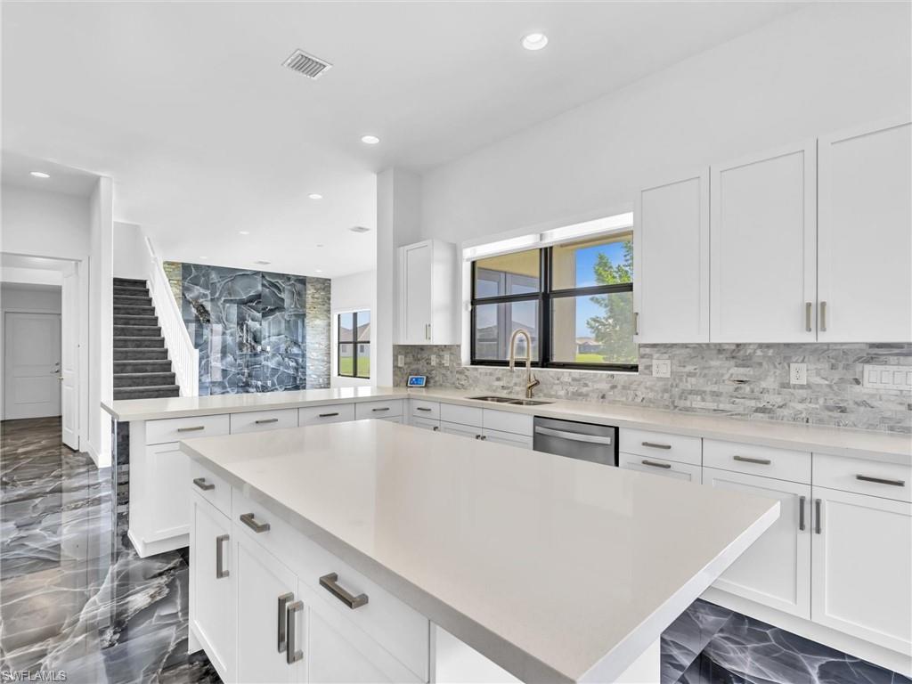 4784 Sophia DR photo 17