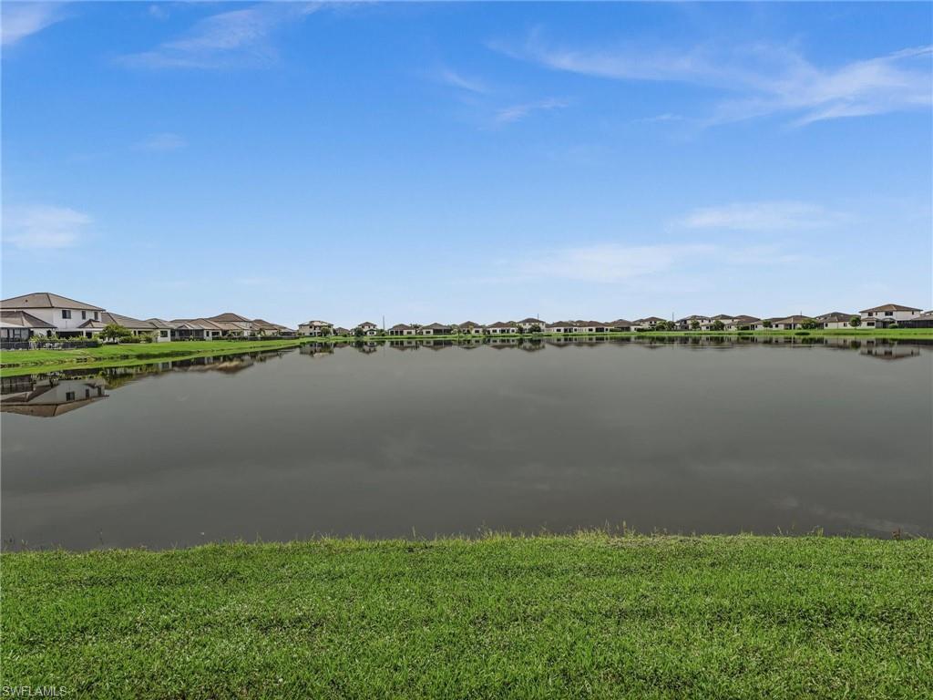 4784 Sophia DR photo 24