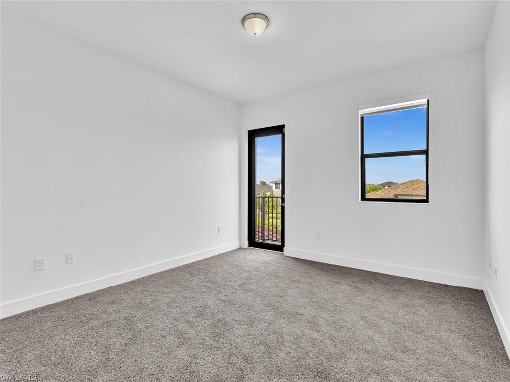 4784 Sophia DR photo 33