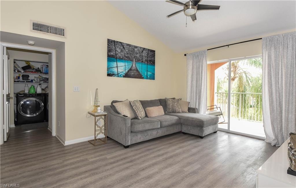 1275 Wildwood Lakes BLVD 303 photo 6