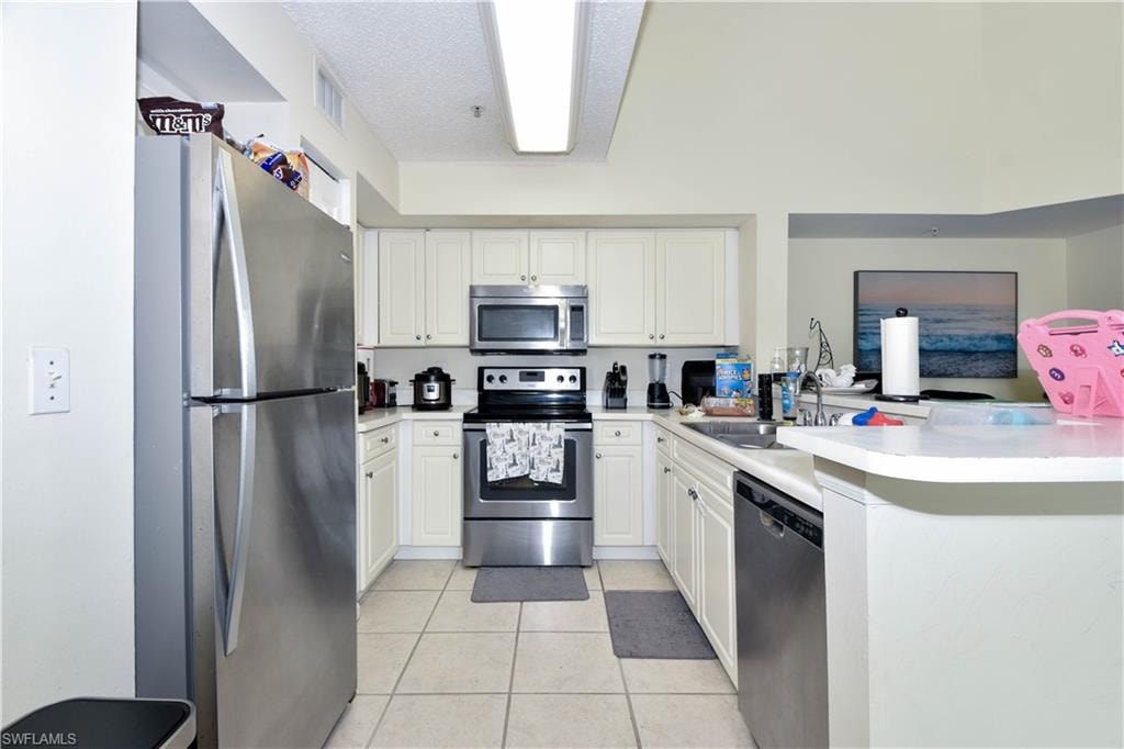 1275 Wildwood Lakes BLVD 303 photo 8