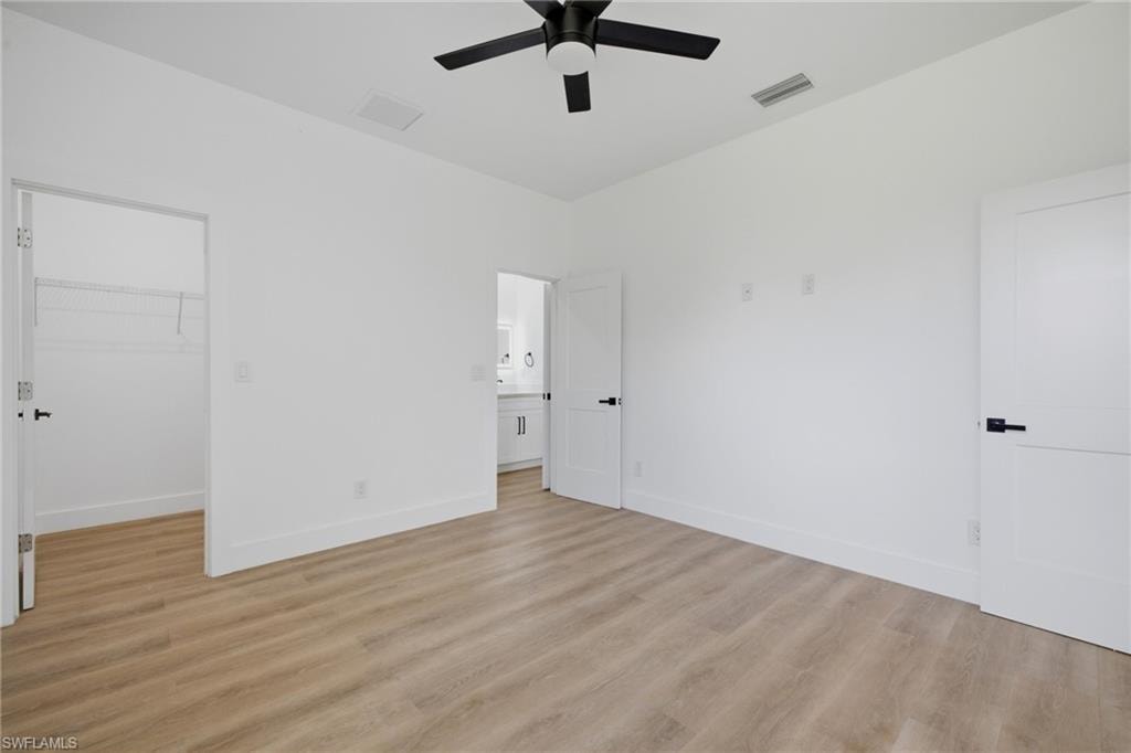 2929 Diplomat PKWY W photo 23