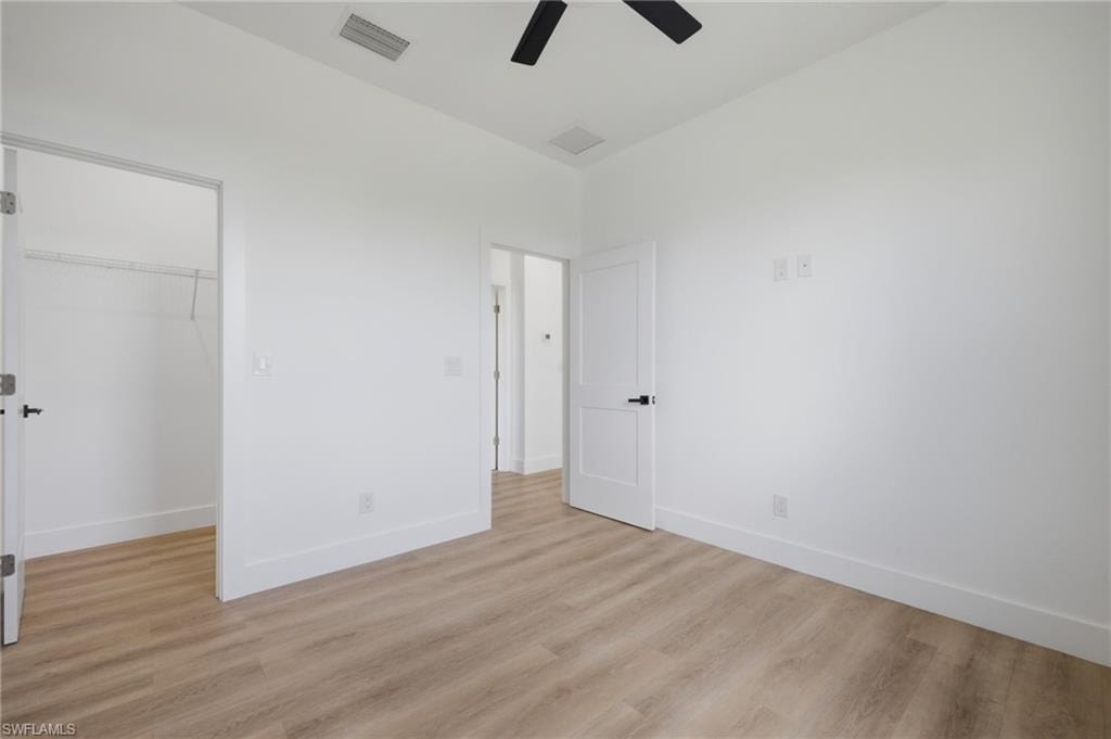 2929 Diplomat PKWY W photo 27
