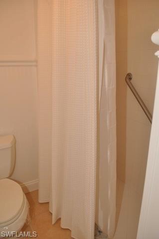 555 Park Shore DR B410 photo 23