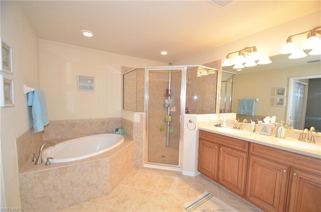 10572 Smokehouse Bay DR 101 photo 13