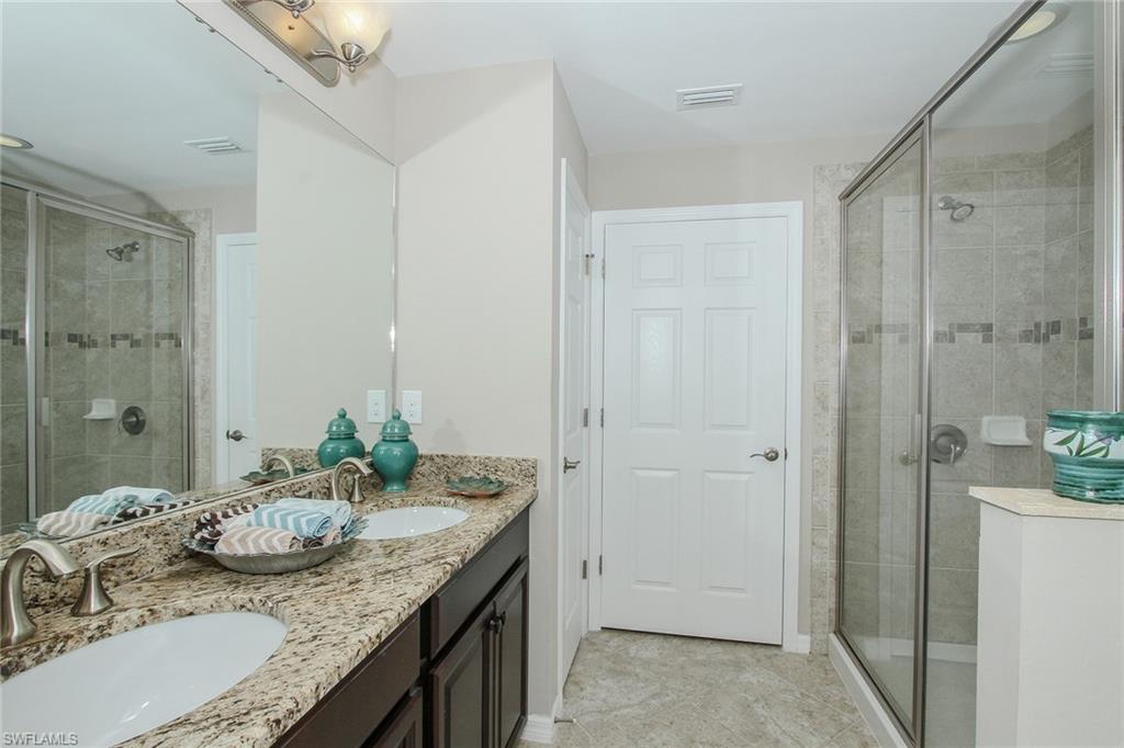 8531 Violeta ST 101 photo 11
