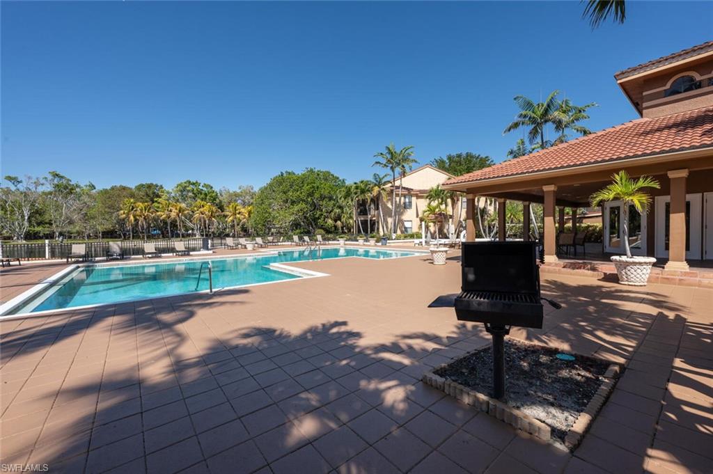 2190 Arbour Walk CIR 2221 photo 25