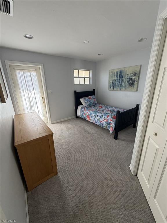 707 Port Side DR photo 30
