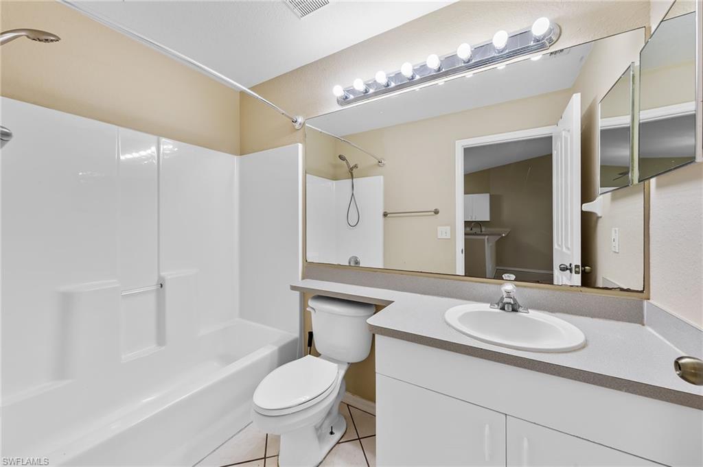 845 8th TER photo 7