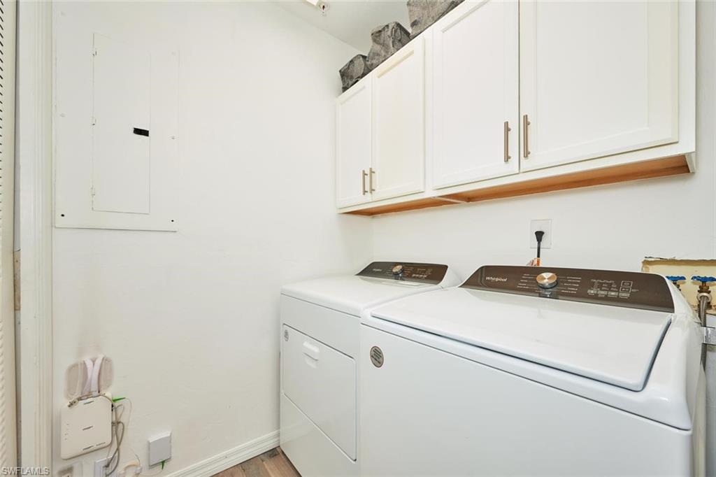 9140 Southmont CV 102 photo 19