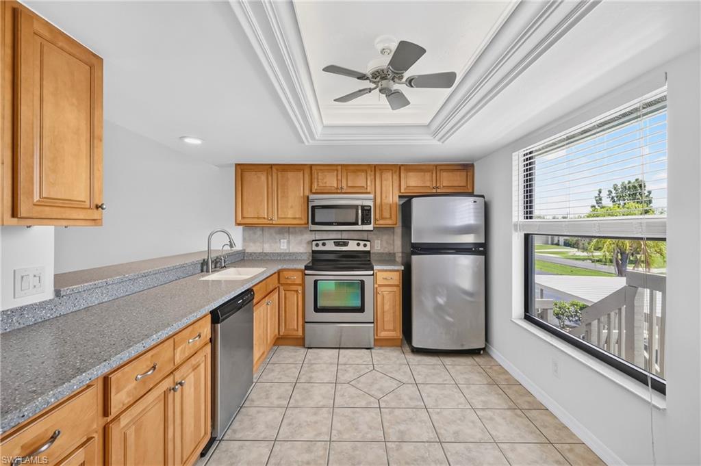 4708 SW 8th PL 201