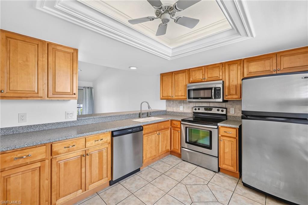4708 SW 8th PL 201