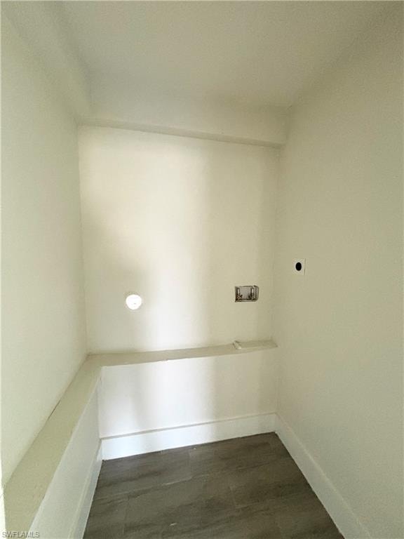 559 Wood AVE photo 16