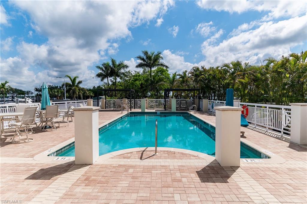 1402 Collier BLVD photo 20