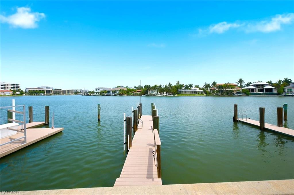 333 Harbour DR 209 photo 29