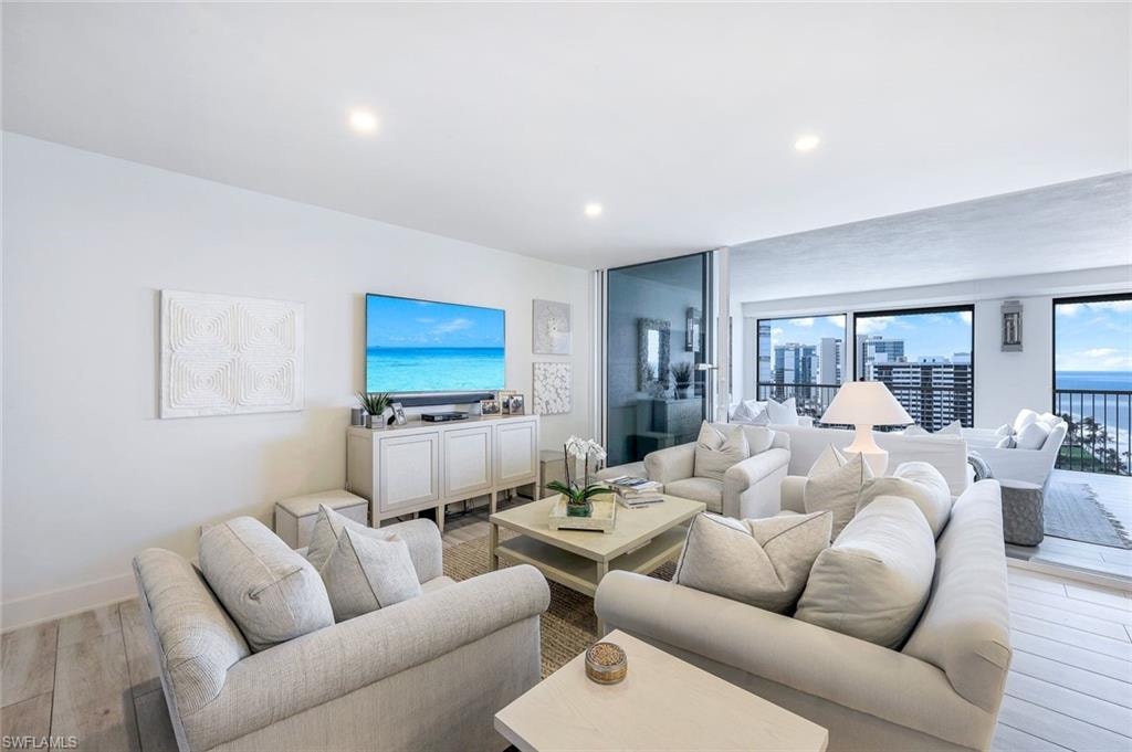 4051 Gulf Shore BLVD N 105