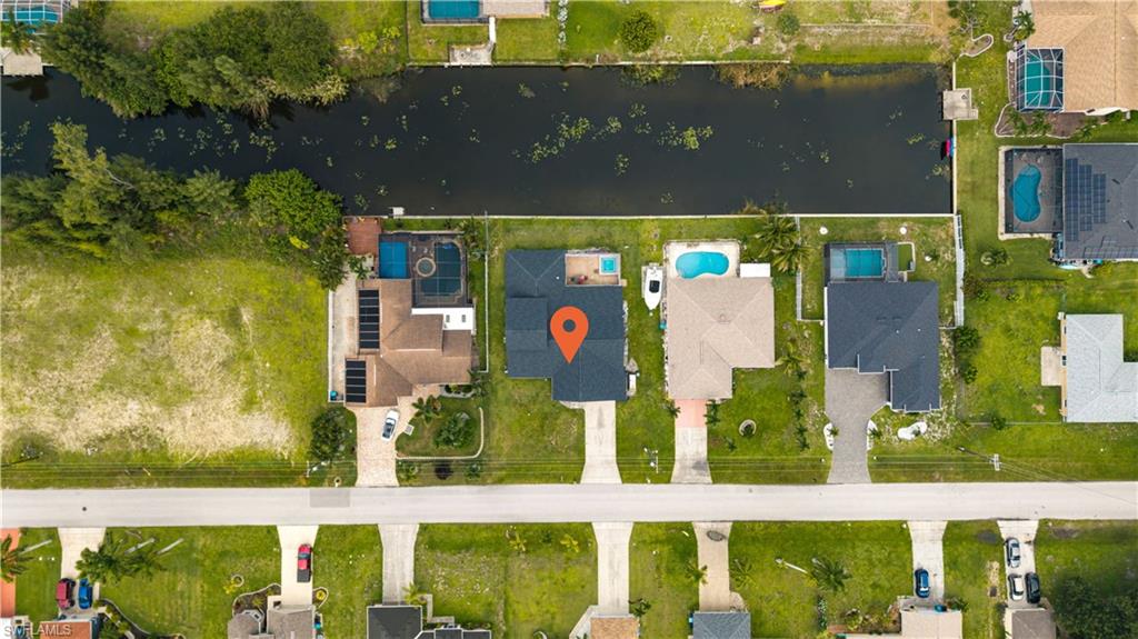 Non-Gated Boating Neighborhood