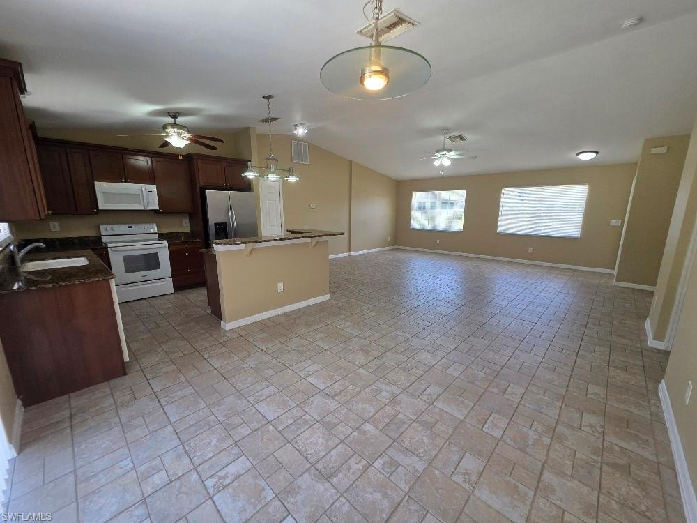 348 Rancho AVE