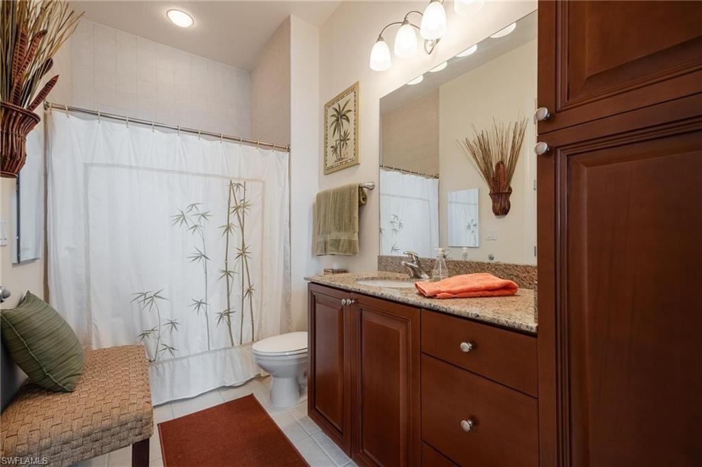 2825 Palm Beach BLVD 703 photo 23