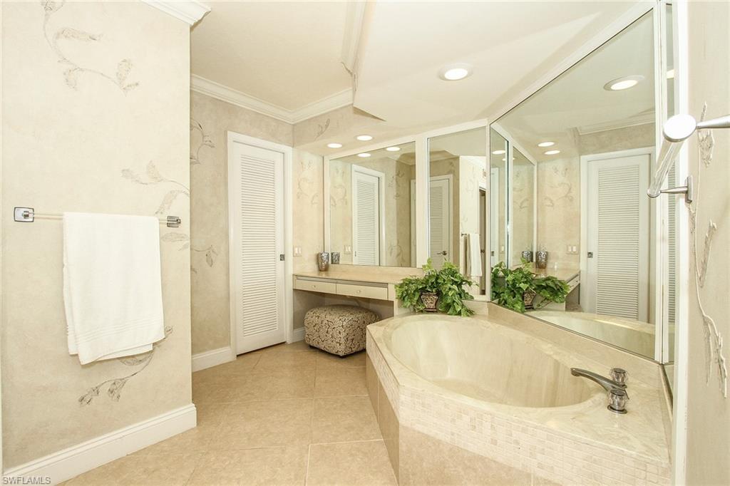 4401 Gulf Shore BLVD N E-908 photo 8