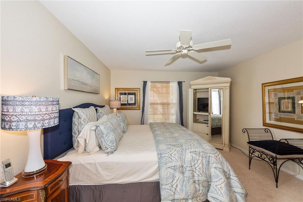 7050 Barrington CIR 201 photo 11