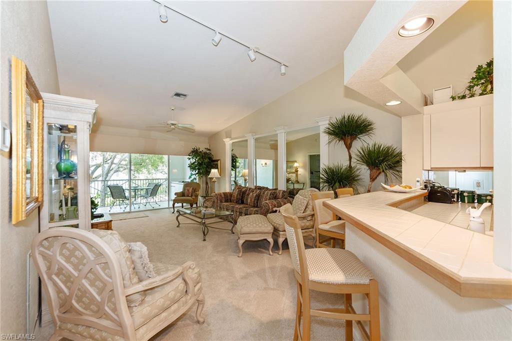 7050 Barrington CIR 201 photo 8