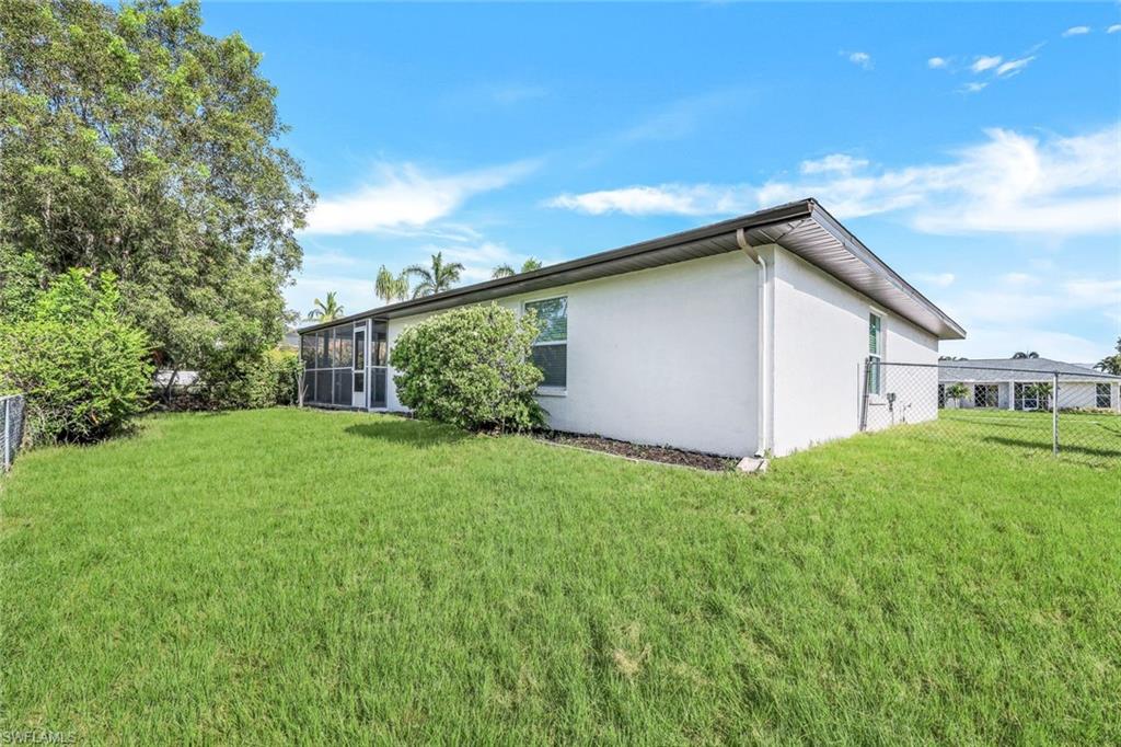 6031 Macbeth LN photo 24