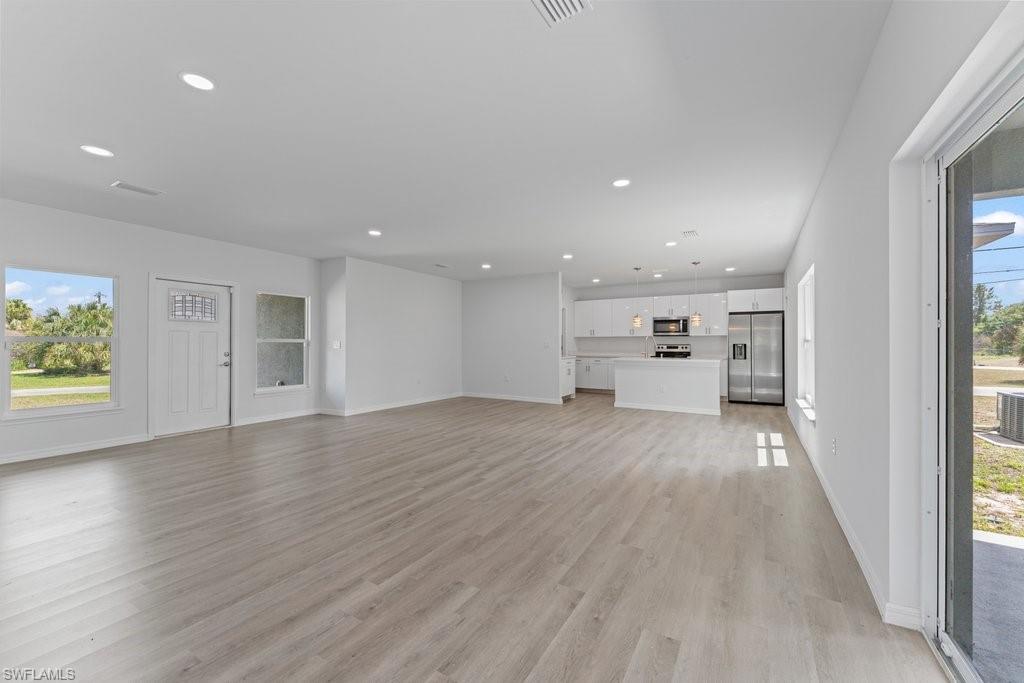 15 Hampton AVE photo 15