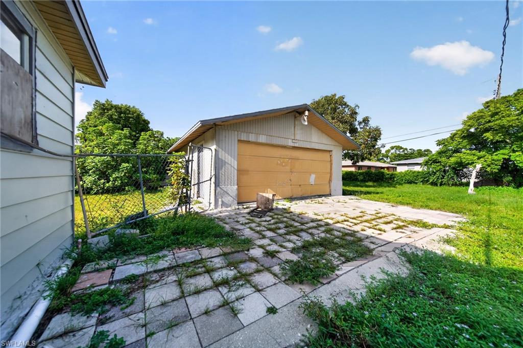 1846 Maple DR photo 27