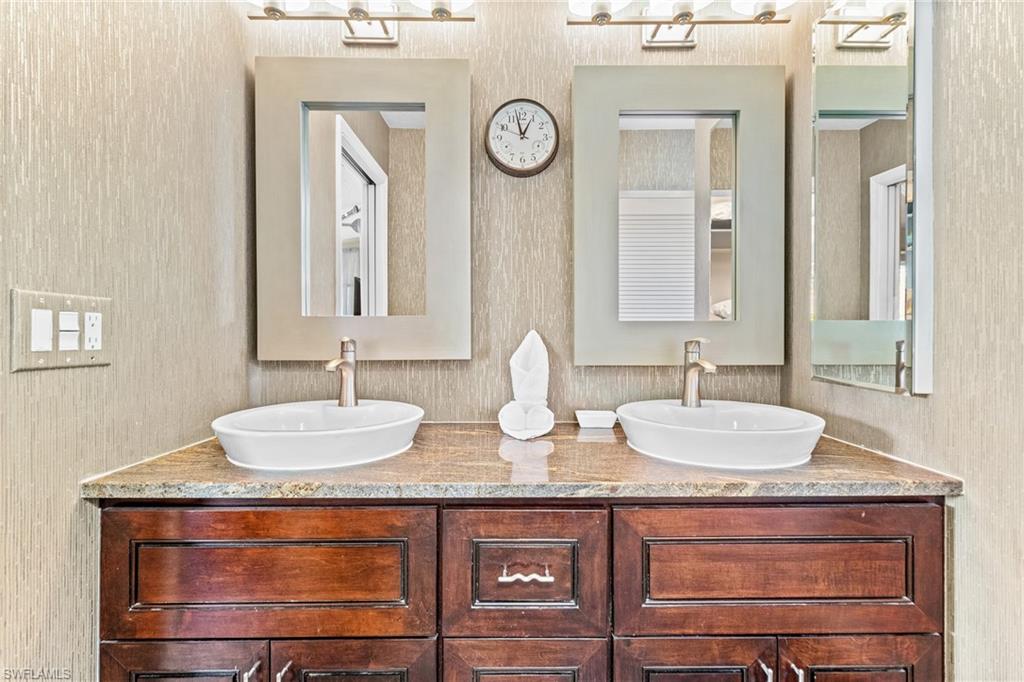 Dual Sinks