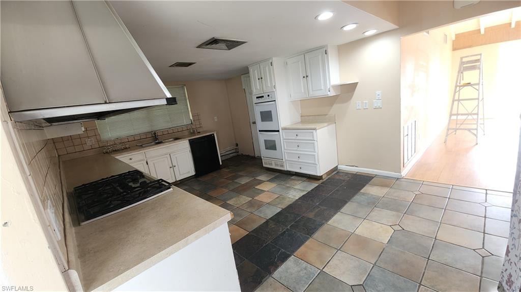 514 Antilles CT photo 14