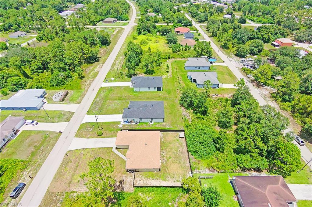 551 Eisenhower BLVD photo 35