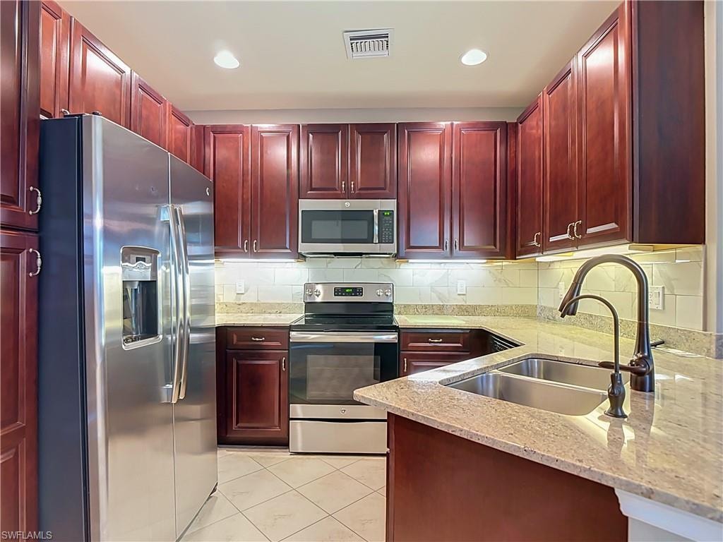 15820 Portofino Springs BLVD 109 photo 7