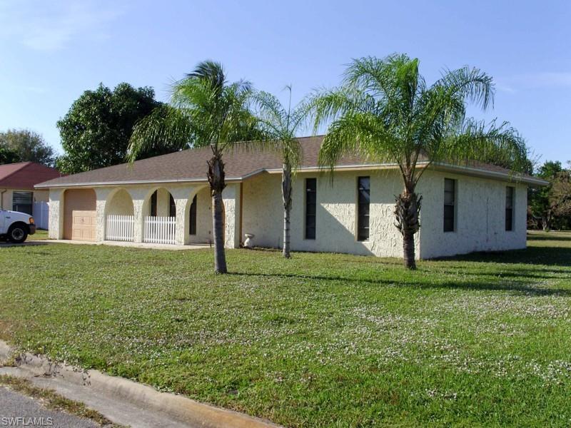 111 Doveside LN