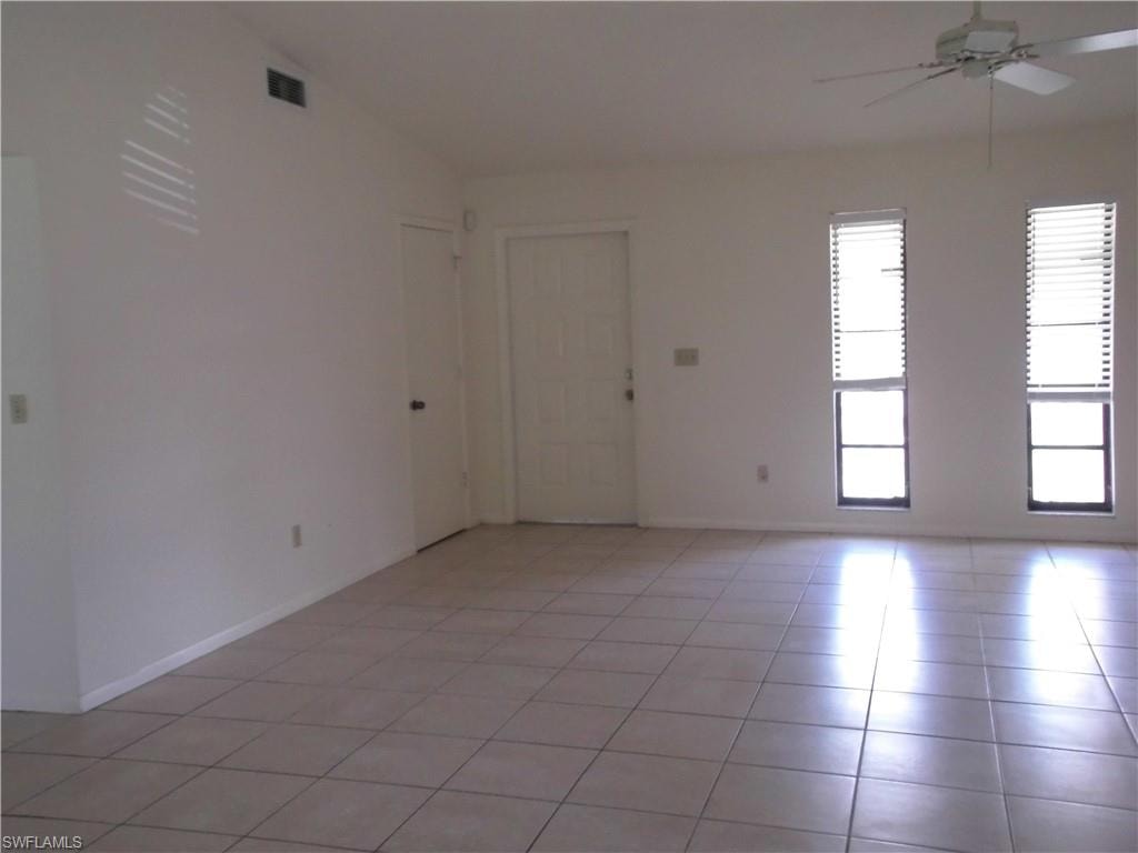 111 Doveside LN
