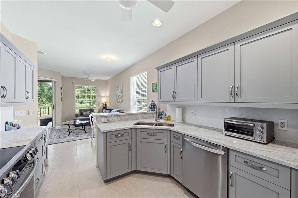2190 Arielle DR 901 photo 19