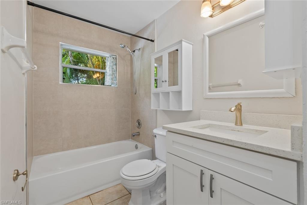 2437 Sunset AVE photo 16
