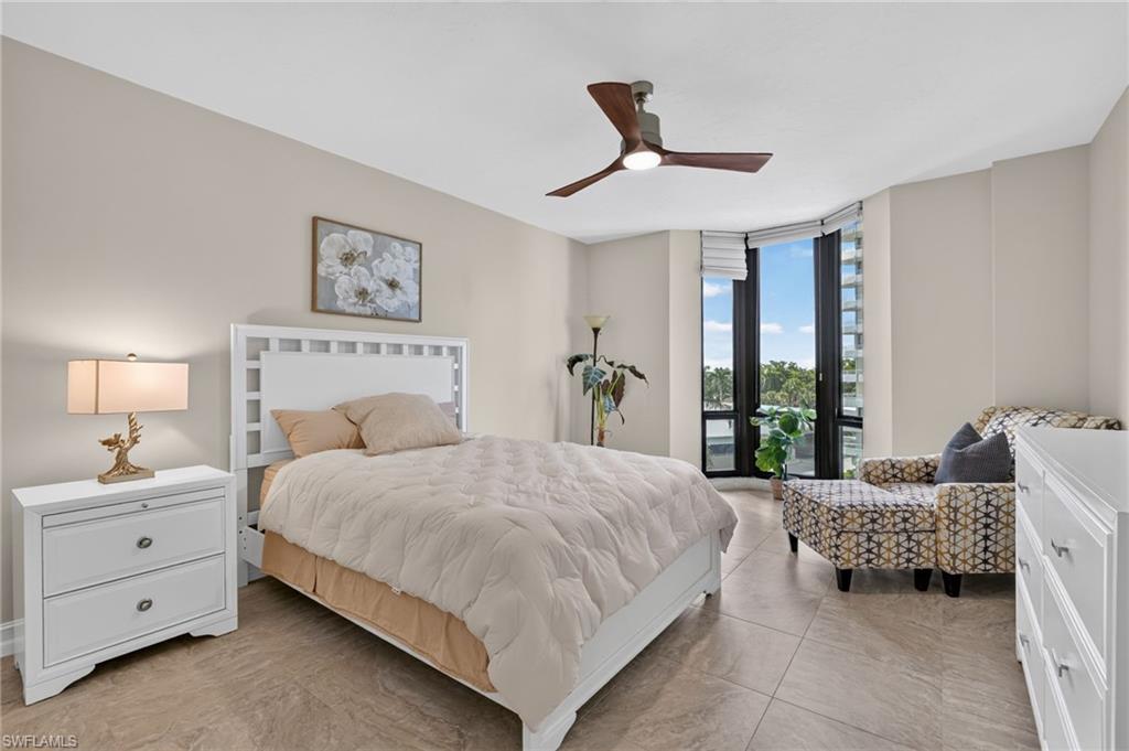 220 Collier BLVD 503 photo 13