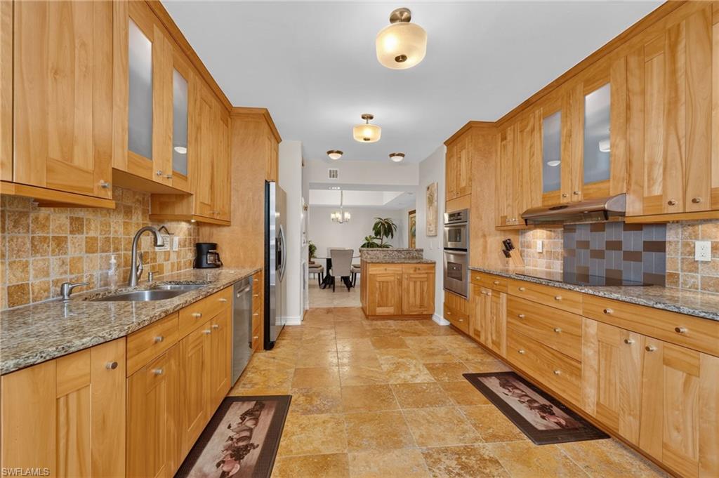 220 Collier BLVD 503 photo 10