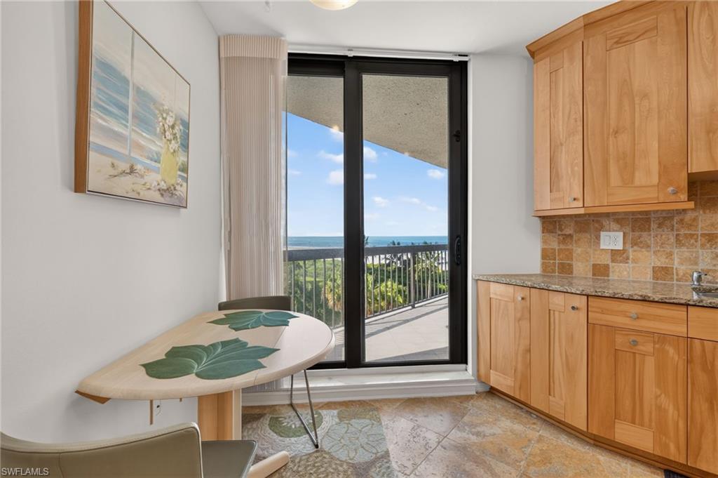 220 Collier BLVD 503 photo 11