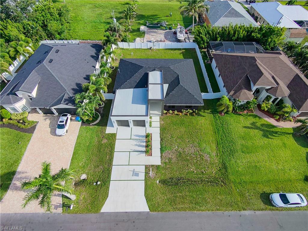 2700 SW Embers TER photo 44