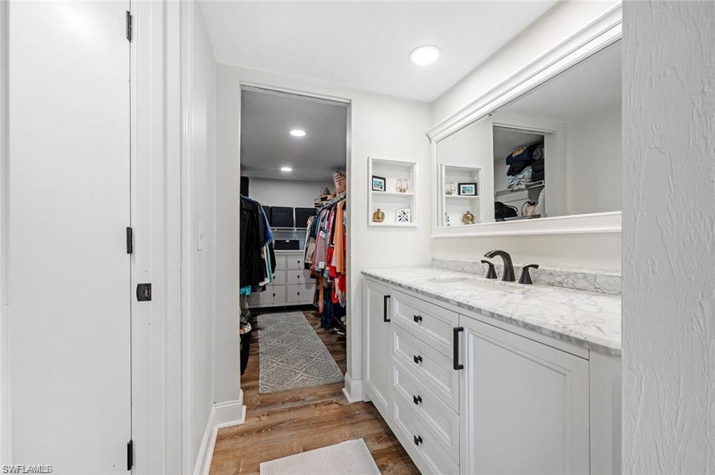 700 Valley Stream DR 202 photo 18