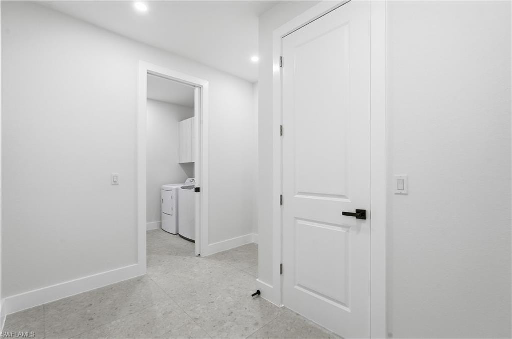 325 NE 15th TER photo 32