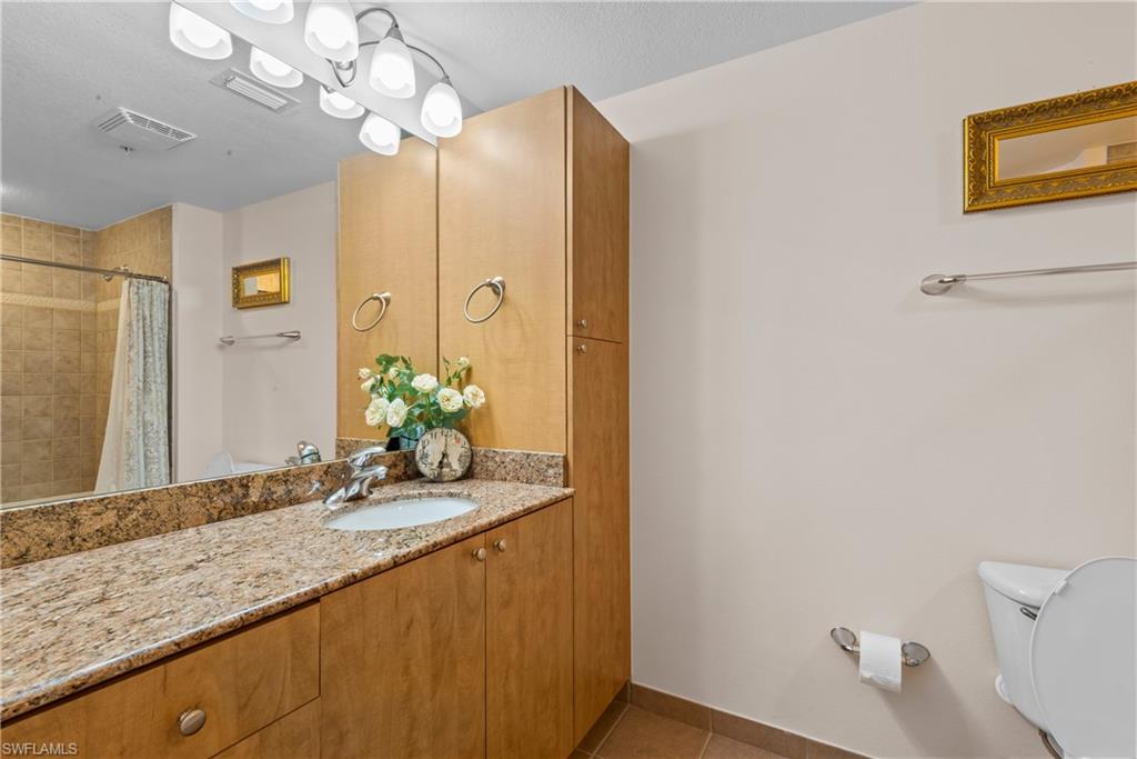 2825 Palm Beach BLVD 213 photo 21