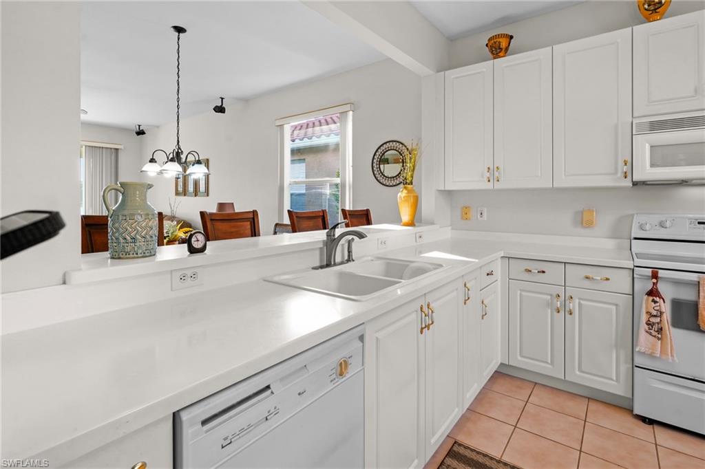 11227 Lakeland CIR photo 6