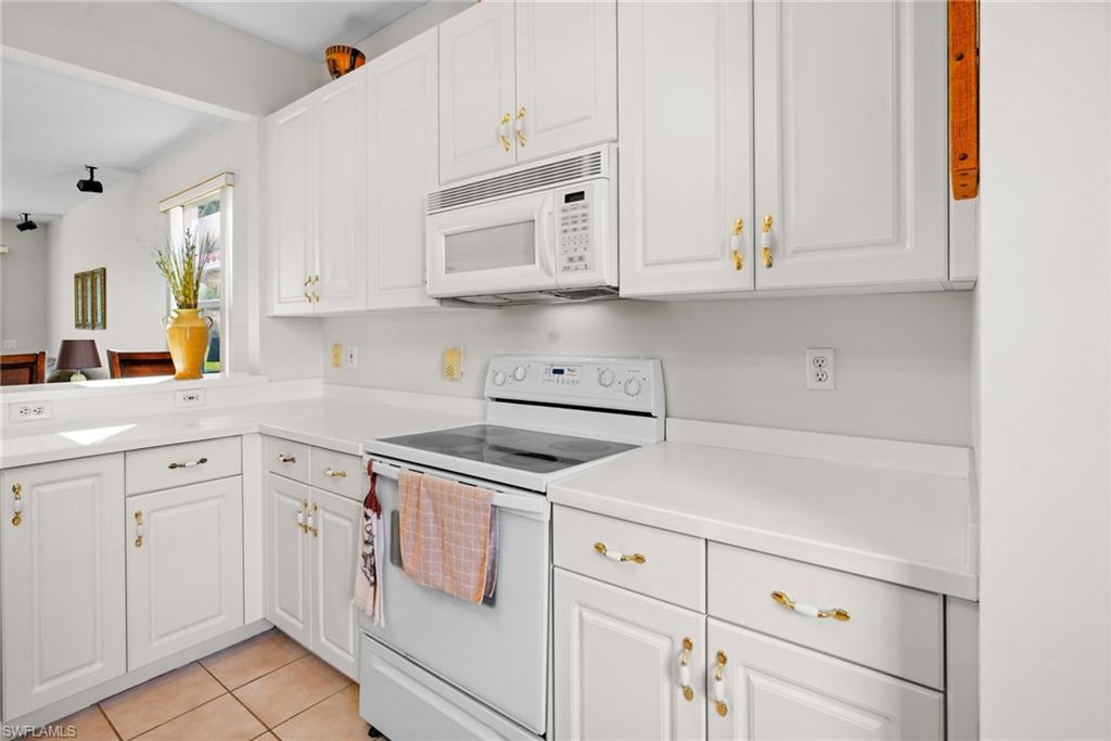11227 Lakeland CIR photo 8